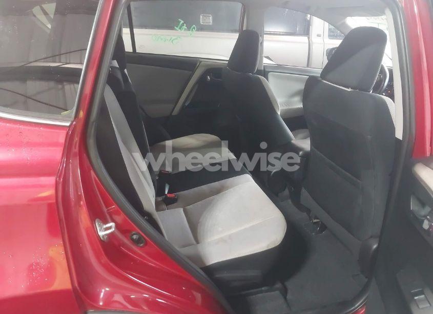 Photo 8 of 2016 Toyota Rav4 XLE (VIN 2T3WFREV0GW275097)