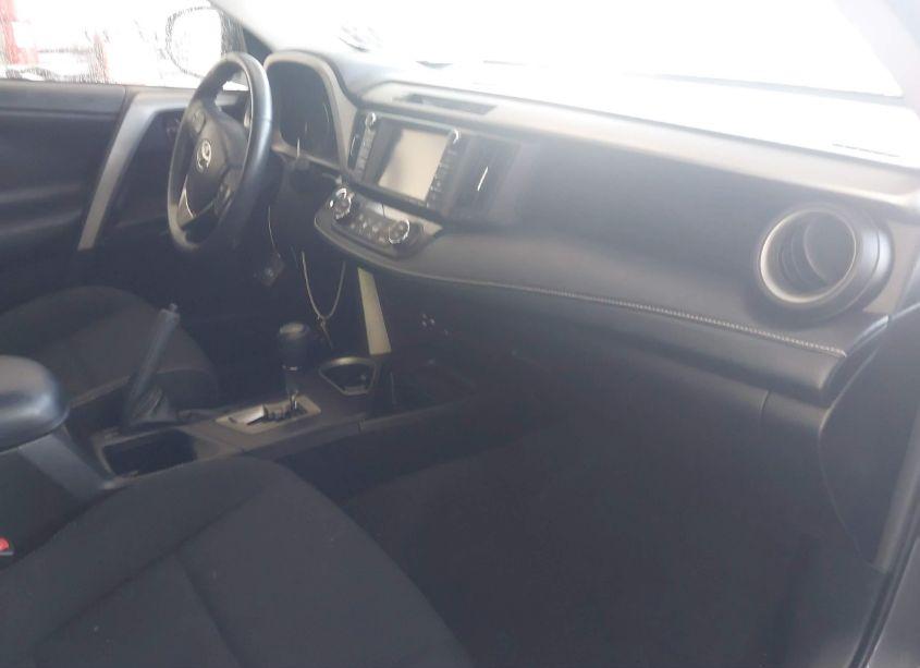 Photo 5 of 2018 Toyota Rav4 ADVENTURE/XLE (VIN 2T3WFREV0JW418606)