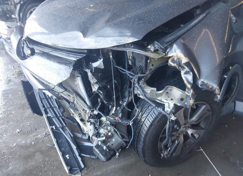 Photo 6 of 2018 Toyota Rav4 ADVENTURE/XLE (VIN 2T3WFREV0JW418606)