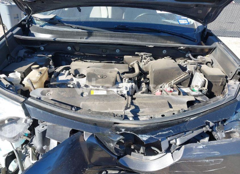 Photo 10 of 2018 Toyota Rav4 ADVENTURE/XLE (VIN 2T3WFREV0JW451962)