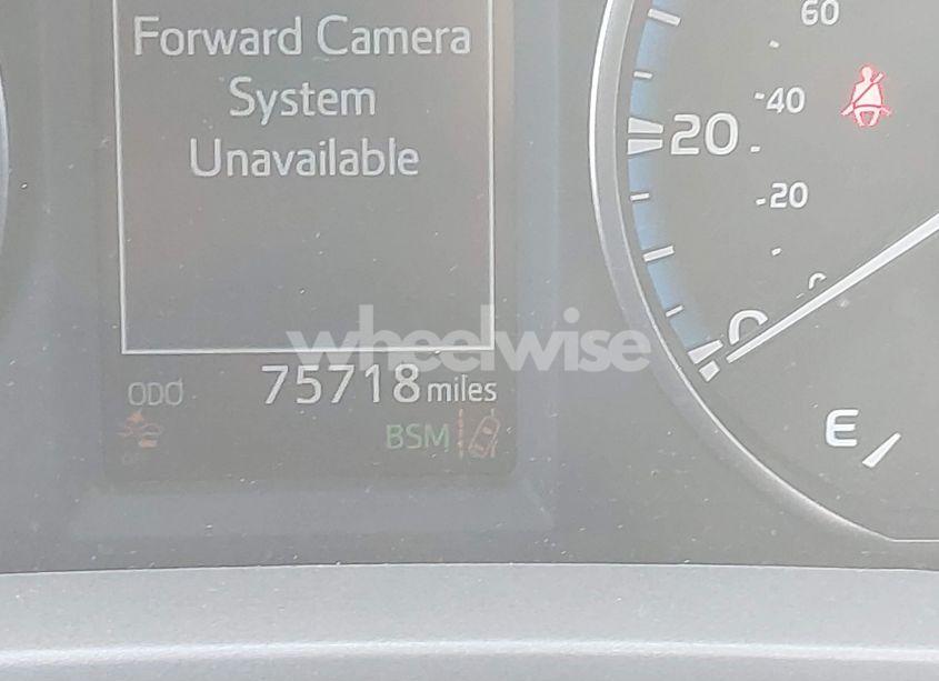 Photo 15 of 2018 Toyota Rav4 ADVENTURE/XLE (VIN 2T3WFREV0JW451962)