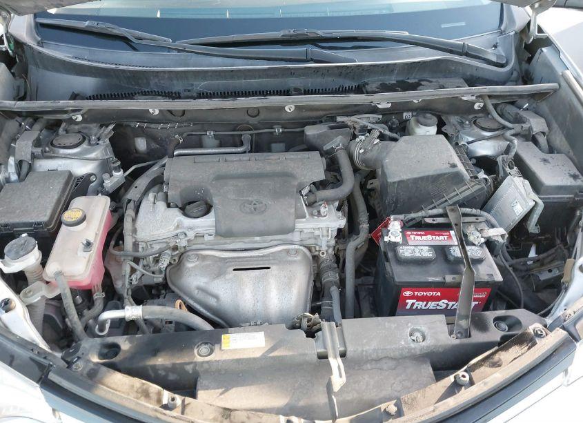 Photo 10 of 2018 Toyota Rav4 ADVENTURE/XLE (VIN 2T3WFREV0JW474688)