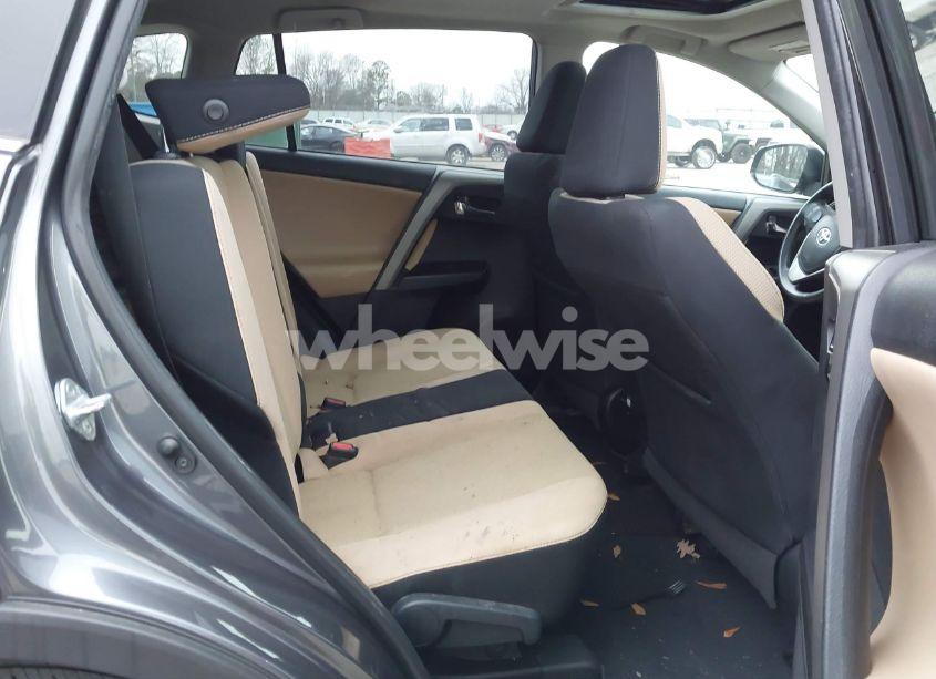 Photo 8 of 2018 Toyota Rav4 ADVENTURE/XLE (VIN 2T3WFREV0JW513117)