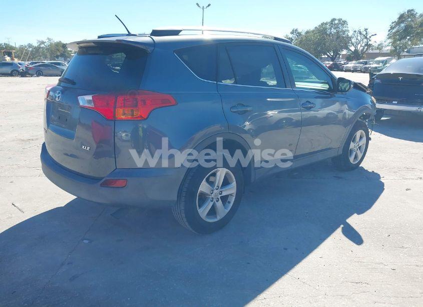 Photo 4 of 2013 Toyota Rav4 XLE (VIN 2T3WFREV1DW027341)