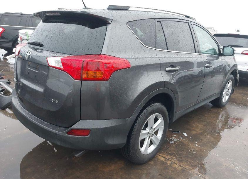 Photo 4 of 2014 Toyota Rav4 XLE (VIN 2T3WFREV1EW127652)