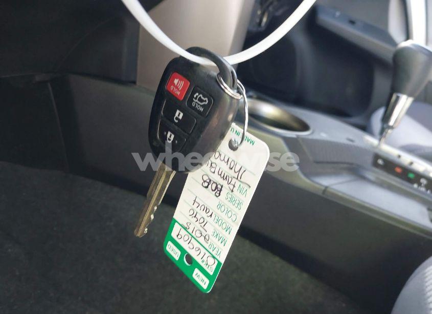 Photo 11 of 2015 Toyota Rav4 XLE (VIN 2T3WFREV1FW229129)