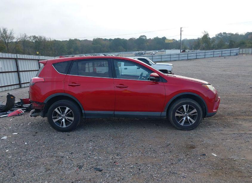 Photo 14 of 2016 Toyota Rav4 XLE (VIN 2T3WFREV1GW309693)