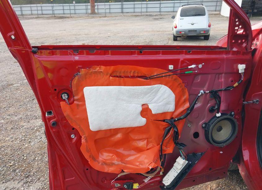 Photo 19 of 2016 Toyota Rav4 XLE (VIN 2T3WFREV1GW309693)