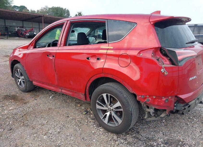 Photo 3 of 2016 Toyota Rav4 XLE (VIN 2T3WFREV1GW309693)