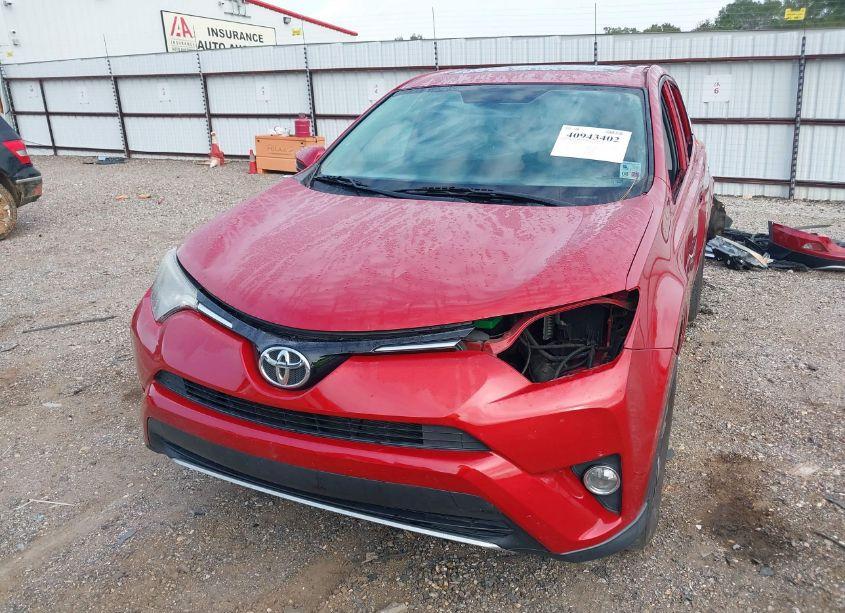 Photo 6 of 2016 Toyota Rav4 XLE (VIN 2T3WFREV1GW309693)