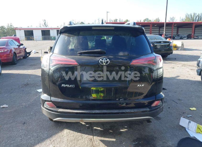 Photo 16 of 2017 Toyota Rav4 XLE (VIN 2T3WFREV1HW335616)