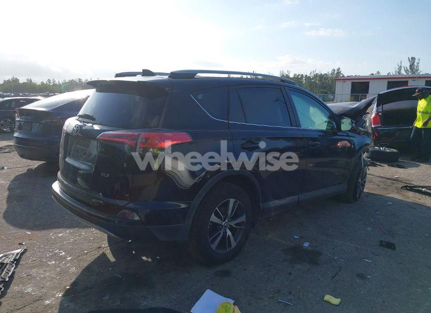 Photo 4 of 2017 Toyota Rav4 XLE (VIN 2T3WFREV1HW335616)