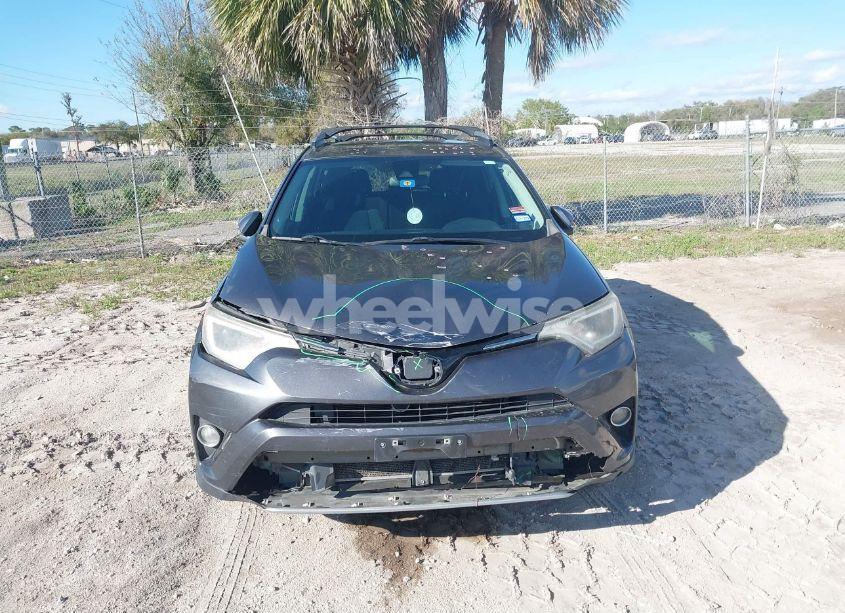 Photo 6 of 2017 Toyota Rav4 XLE (VIN 2T3WFREV1HW345742)