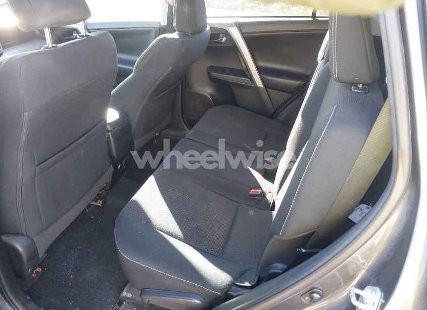 Photo 8 of 2017 Toyota Rav4 XLE (VIN 2T3WFREV1HW345742)