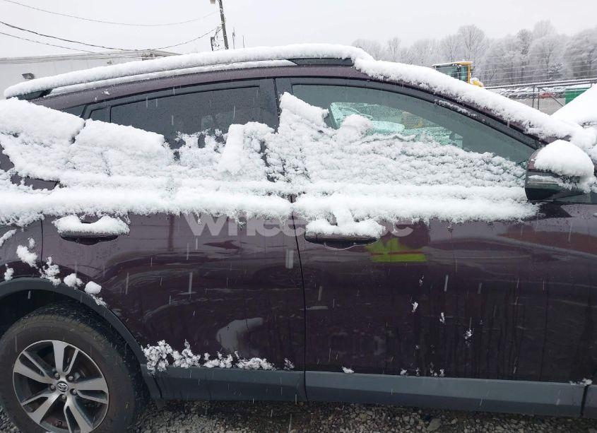 Photo 13 of 2017 Toyota Rav4 XLE (VIN 2T3WFREV1HW367059)