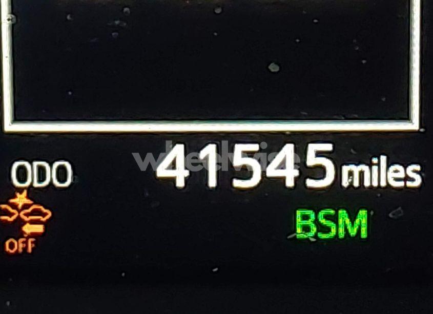 Photo 15 of 2018 Toyota Rav4 ADVENTURE/XLE (VIN 2T3WFREV1JW485490)