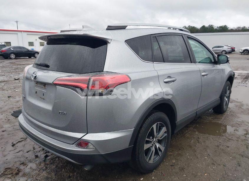 Photo 4 of 2018 Toyota Rav4 ADVENTURE/XLE (VIN 2T3WFREV1JW485490)