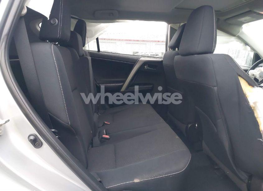 Photo 8 of 2018 Toyota Rav4 ADVENTURE/XLE (VIN 2T3WFREV1JW485490)