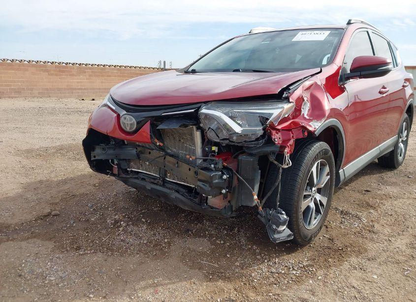 Photo 6 of 2018 Toyota Rav4 ADVENTURE/XLE (VIN 2T3WFREV1JW494254)