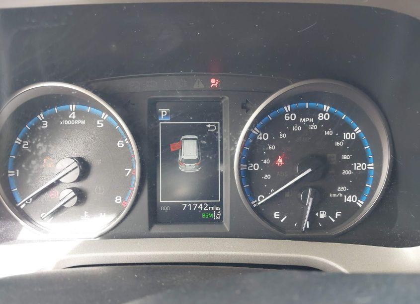 Photo 7 of 2018 Toyota Rav4 ADVENTURE/XLE (VIN 2T3WFREV1JW494254)