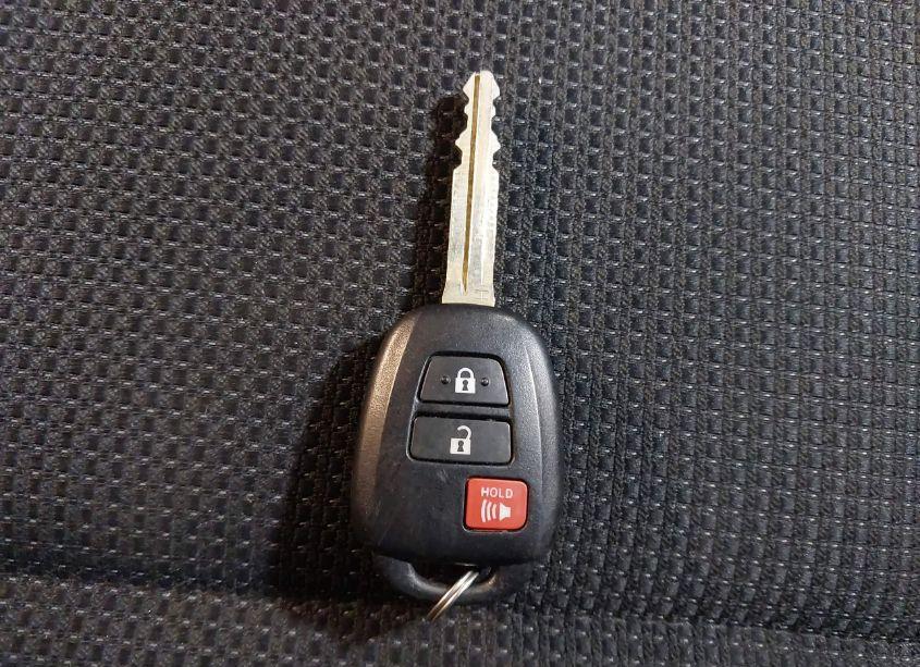 Photo 11 of 2018 Toyota Rav4 XLE (VIN 2T3WFREV1JW510274)