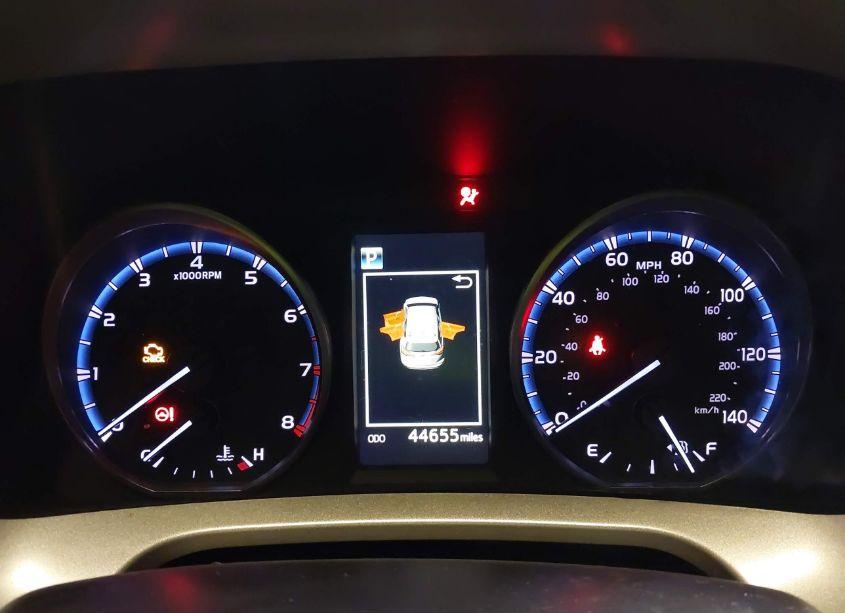 Photo 7 of 2018 Toyota Rav4 XLE (VIN 2T3WFREV1JW510274)