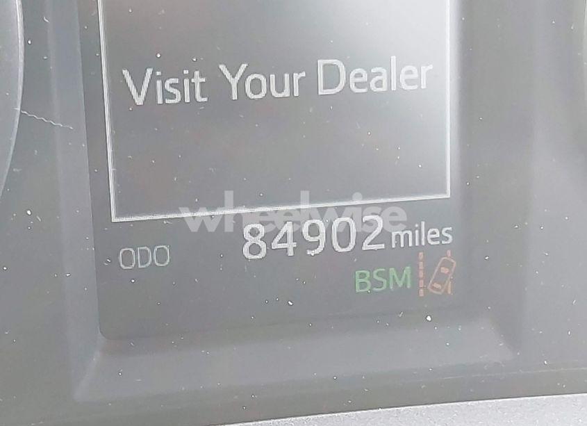 Photo 16 of 2018 Toyota Rav4 ADVENTURE/XLE (VIN 2T3WFREV1JW513384)