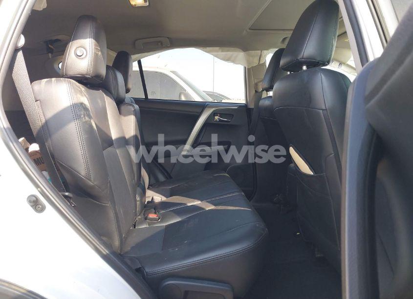 Photo 8 of 2018 Toyota Rav4 ADVENTURE/XLE (VIN 2T3WFREV1JW513384)