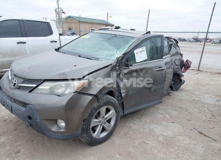 Photo 2 of 2013 Toyota Rav4 XLE (VIN 2T3WFREV2DW010774)