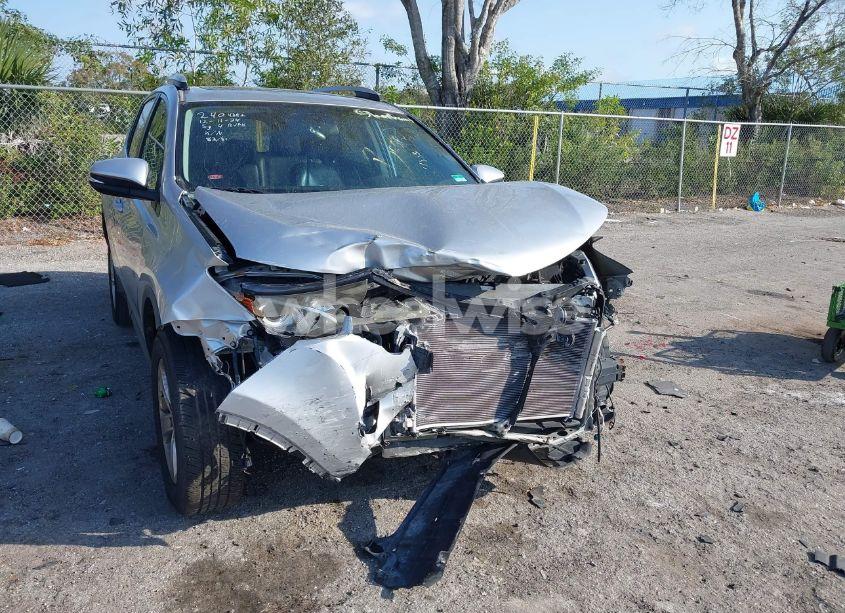Photo 12 of 2013 Toyota Rav4 XLE (VIN 2T3WFREV2DW018826)