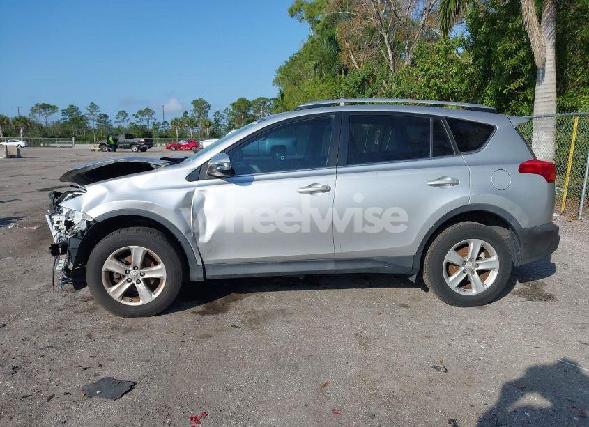 Photo 15 of 2013 Toyota Rav4 XLE (VIN 2T3WFREV2DW018826)