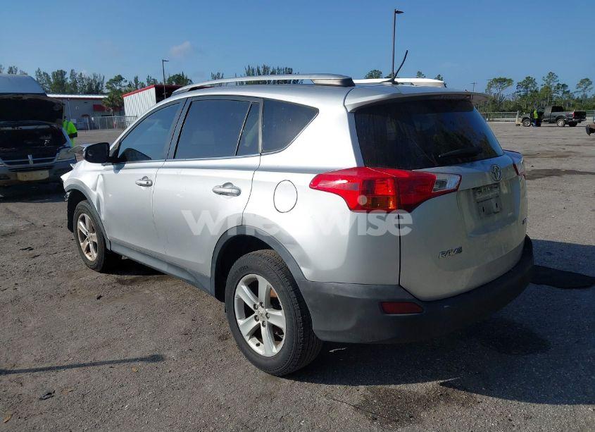 Photo 3 of 2013 Toyota Rav4 XLE (VIN 2T3WFREV2DW018826)