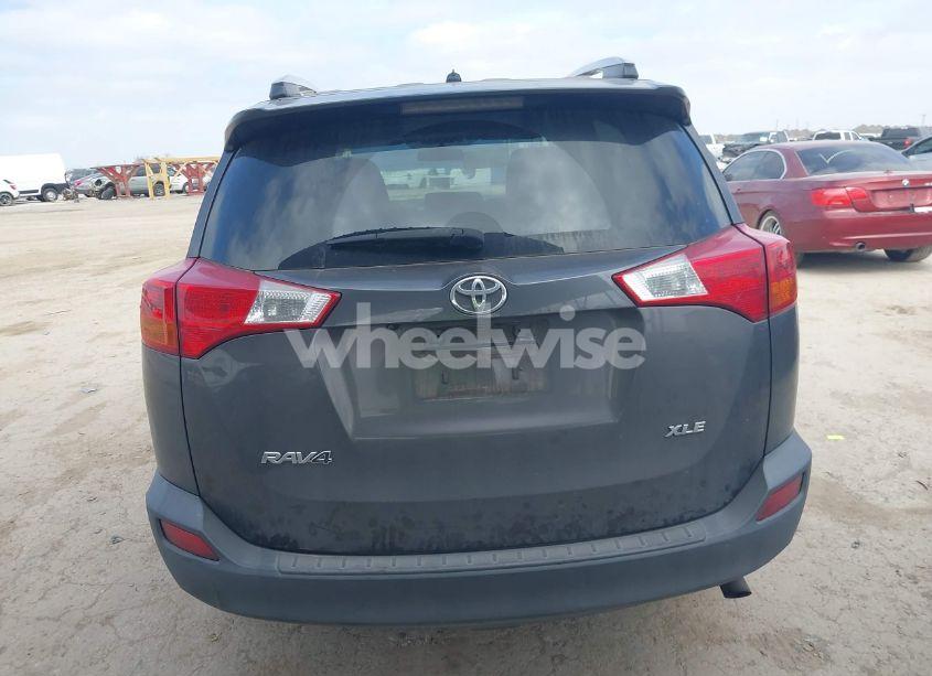 Photo 17 of 2013 Toyota Rav4 XLE (VIN 2T3WFREV2DW040132)