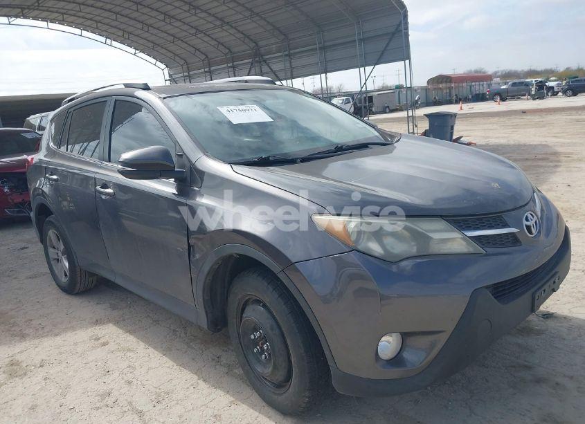Photo 6 of 2013 Toyota Rav4 XLE (VIN 2T3WFREV2DW040132)