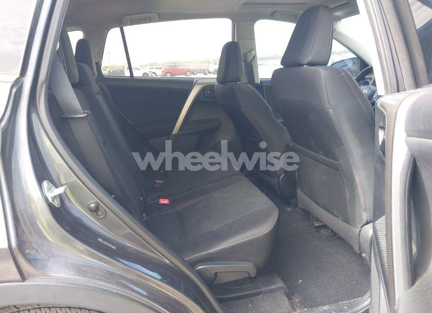 Photo 8 of 2013 Toyota Rav4 XLE (VIN 2T3WFREV2DW040132)