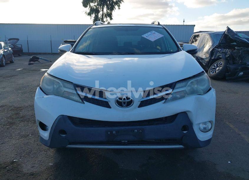 Photo 6 of 2013 Toyota Rav4 XLE (VIN 2T3WFREV2DW044391)