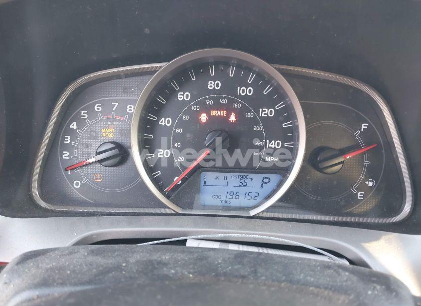 Photo 7 of 2013 Toyota Rav4 XLE (VIN 2T3WFREV2DW044391)