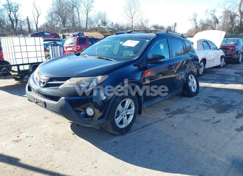 Photo 2 of 2013 Toyota Rav4 XLE (VIN 2T3WFREV2DW057321)