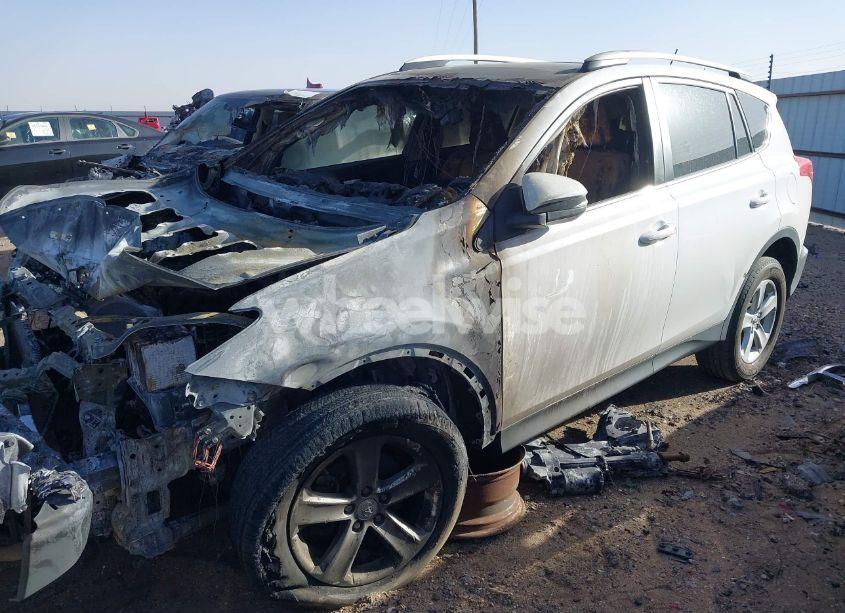 Photo 2 of 2014 Toyota Rav4 XLE (VIN 2T3WFREV2EW119172)