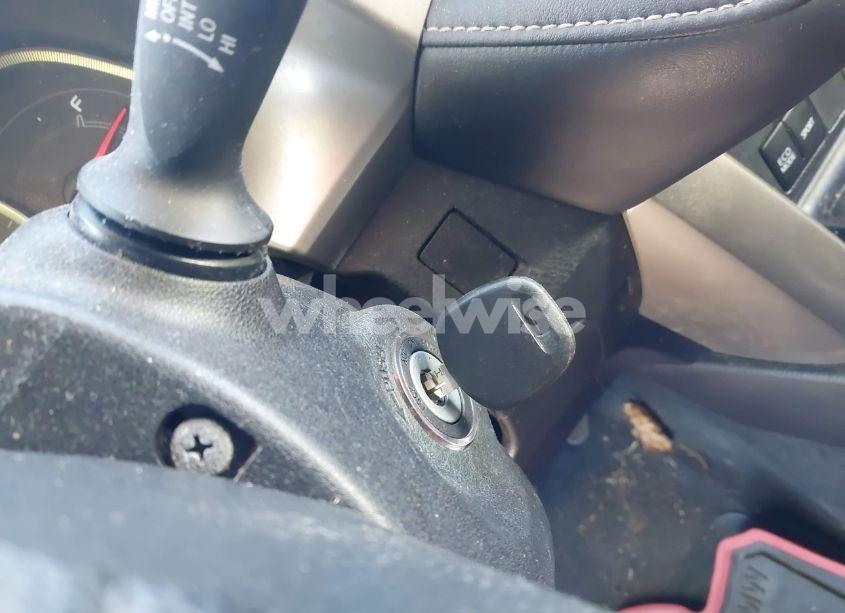 Photo 11 of 2015 Toyota Rav4 XLE (VIN 2T3WFREV2FW190406)