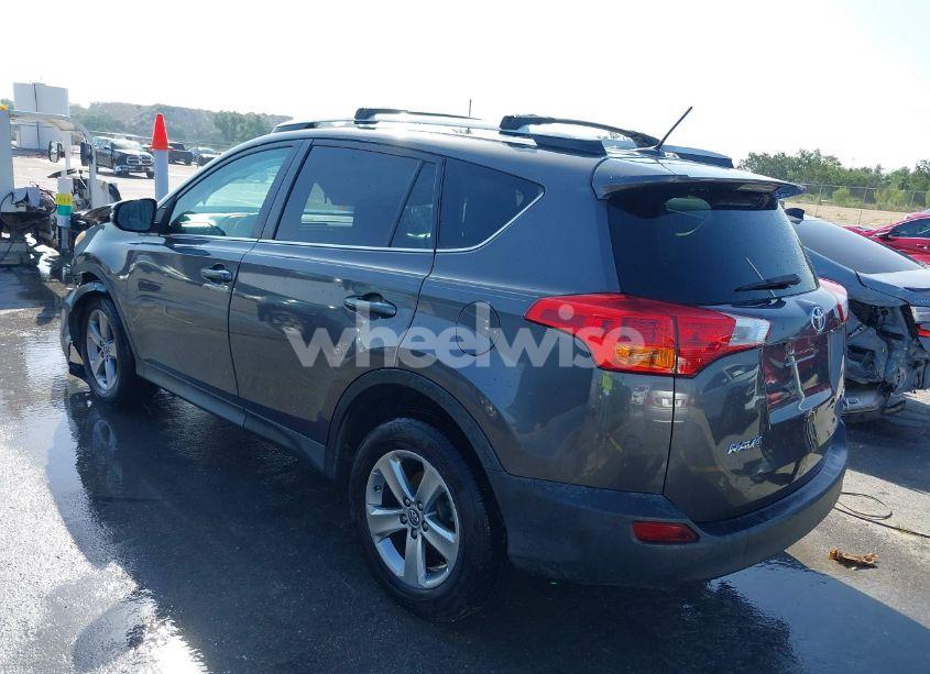 Photo 3 of 2015 Toyota Rav4 XLE (VIN 2T3WFREV2FW193368)
