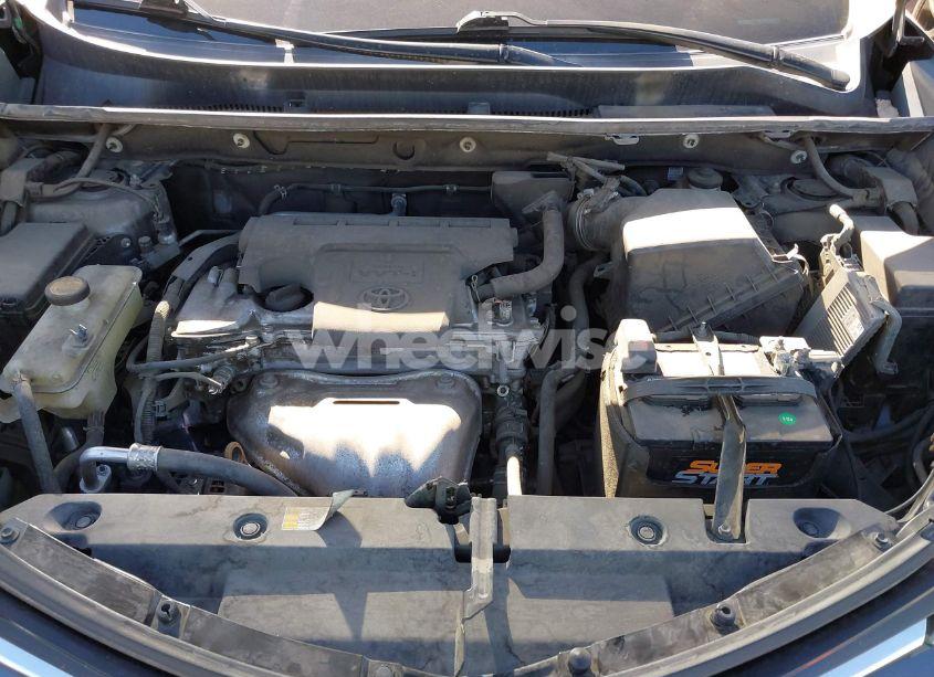 Photo 10 of 2016 Toyota Rav4 XLE (VIN 2T3WFREV2GW262268)