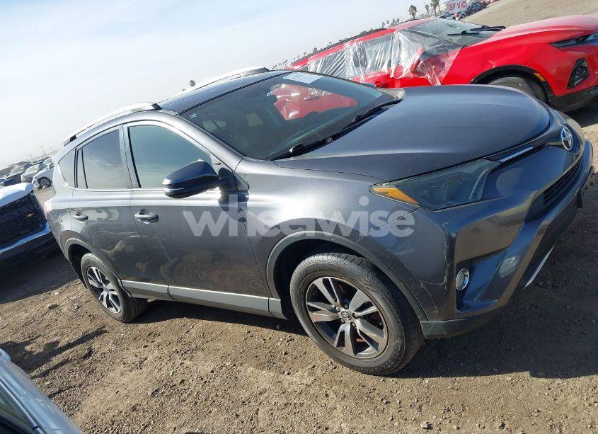 Photo 14 of 2016 Toyota Rav4 XLE (VIN 2T3WFREV2GW262268)