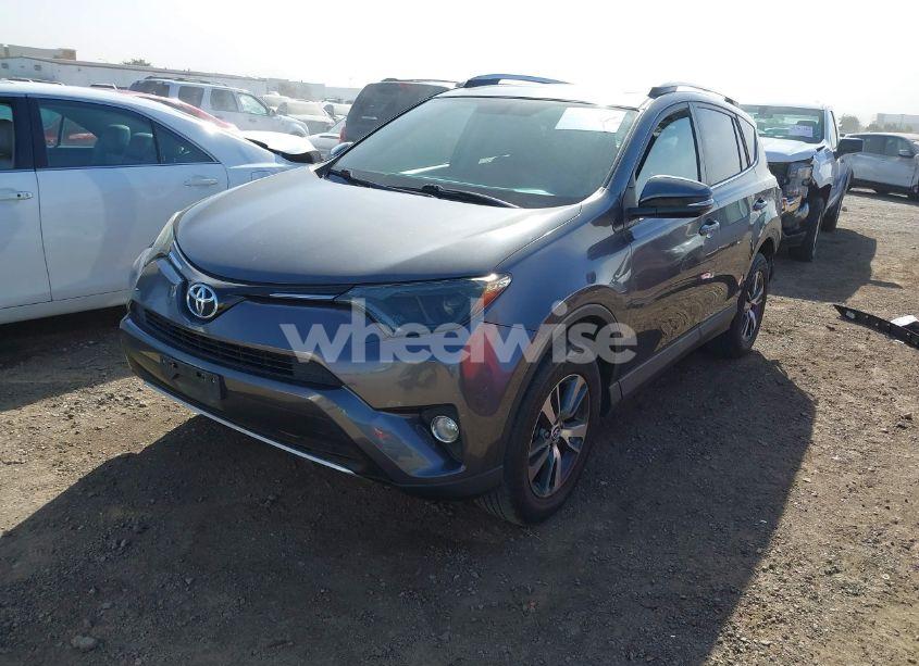 Photo 2 of 2016 Toyota Rav4 XLE (VIN 2T3WFREV2GW262268)