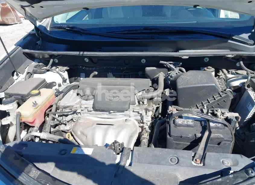 Photo 10 of 2016 Toyota Rav4 XLE (VIN 2T3WFREV2GW266997)