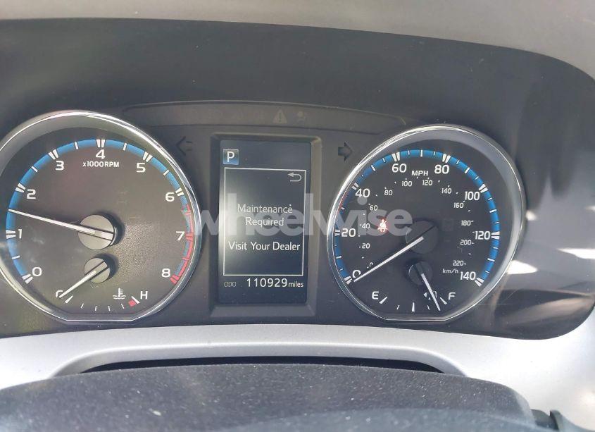 Photo 7 of 2016 Toyota Rav4 XLE (VIN 2T3WFREV2GW266997)