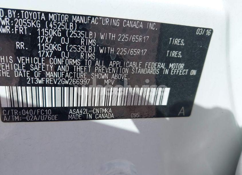 Photo 9 of 2016 Toyota Rav4 XLE (VIN 2T3WFREV2GW266997)