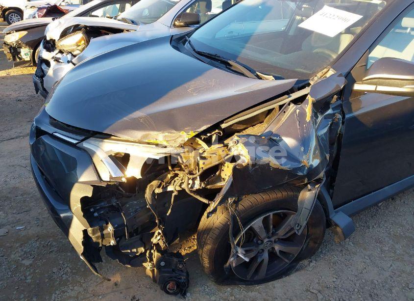 Photo 6 of 2016 Toyota Rav4 XLE (VIN 2T3WFREV2GW274758)