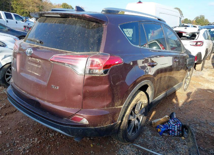 Photo 4 of 2016 Toyota Rav4 XLE (VIN 2T3WFREV2GW295576)