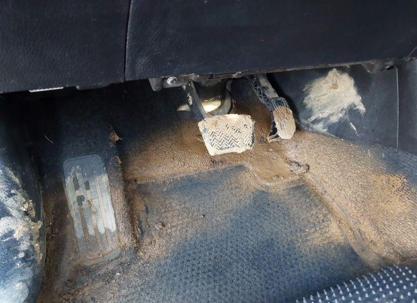 Photo 6 of 2016 Toyota Rav4 XLE (VIN 2T3WFREV2GW295576)